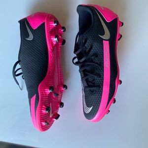 Nike Phantom GT Pro FG soccer cleats
